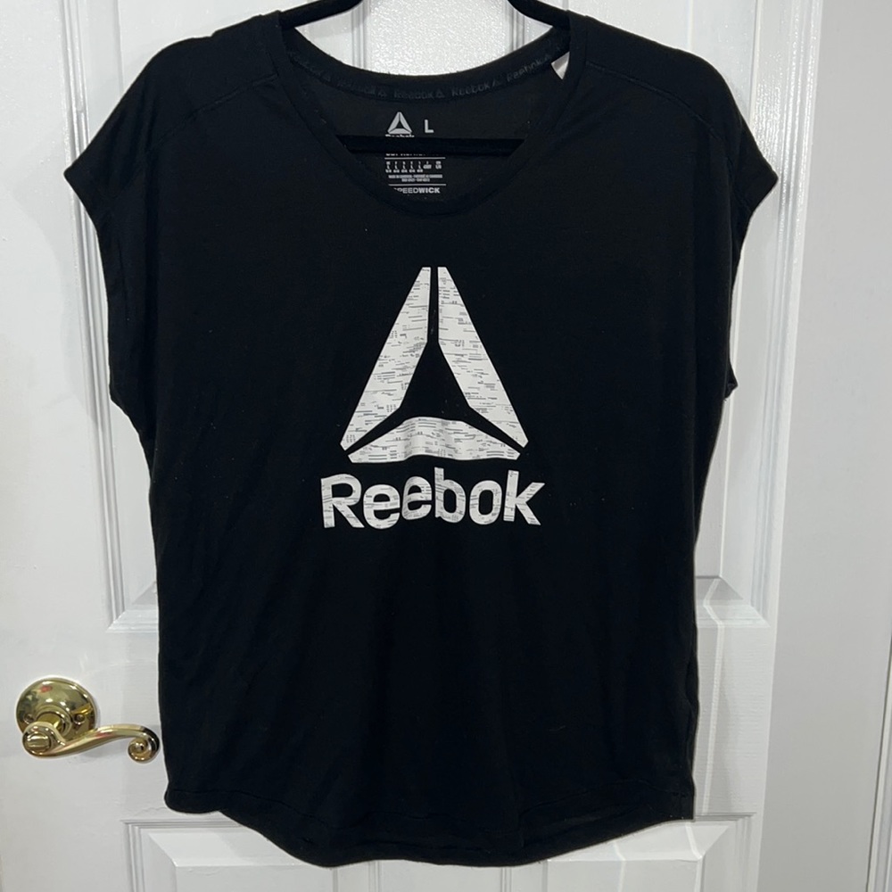 Reebok Black T-Shirt | Size: L